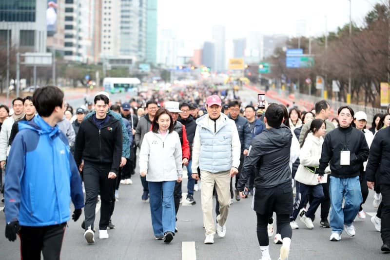"서울 도심을 경쟁 없이 걷고 달린다"…'쉬엄쉬엄 모닝' 12일 재개