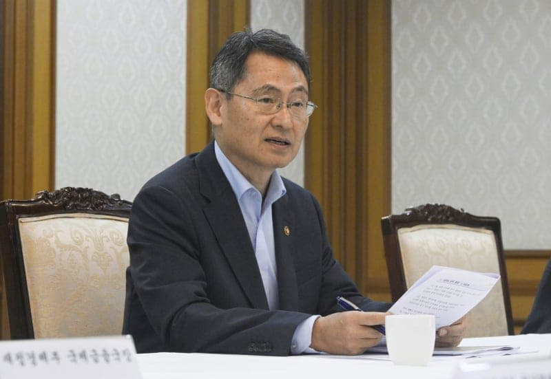 정부, '원화 국제화 로드맵' 이달 발표…자유교환통화 전환 본격화