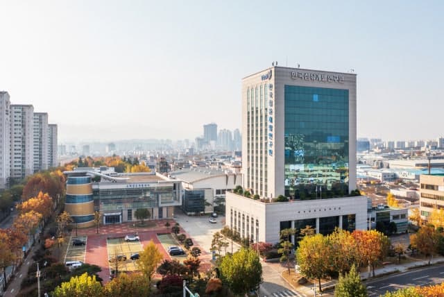 KTDI, 140억 규모 '폐의류 재활용' 기술개발 착수…육군 연계 실증 추진