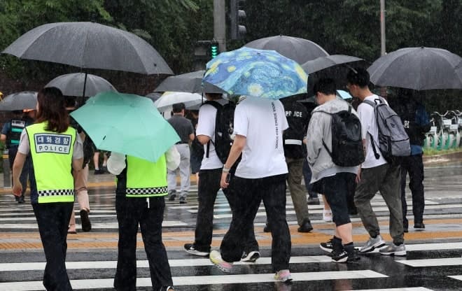 윤호중 장관, "밤사이 강한 비 온다"…7개 시·도 현장관리관 파견 지시