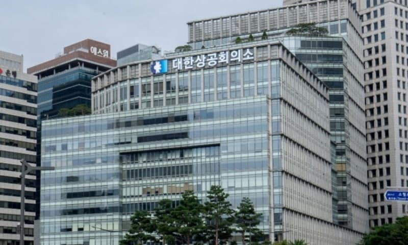 "법 바뀐 줄도 몰라" 중소·중견기업 75% 법무 전담 인력 없어…지원 정책 필요