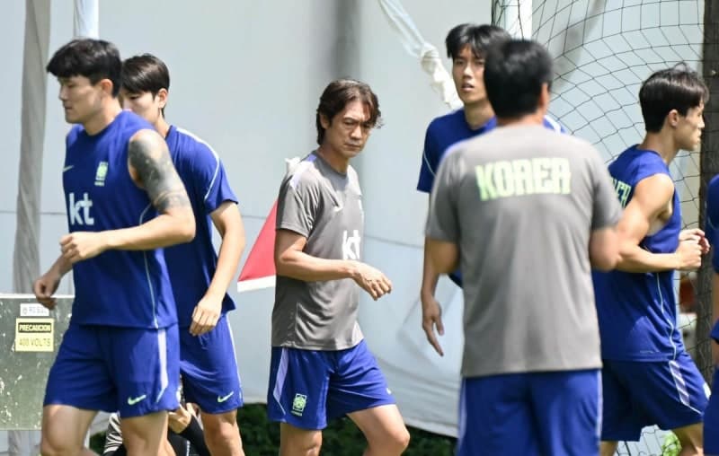 “선수단 보이지 않는 균열 존재” 日 기자가 본 한국 축구 침몰, 손흥민 중심도 한계