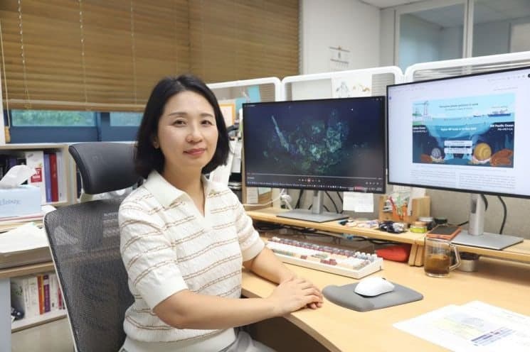 심해 2천m도 미세플라스틱 못 피했다…심해 생물 92%서 검출, 축적 경로·원인 규명