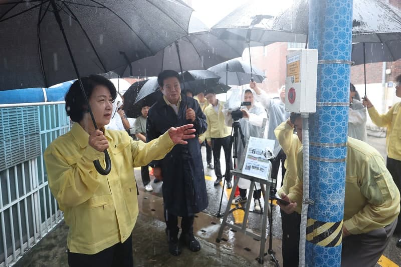 추미애 경기지사, 안양 침수 취약지역 점검 “도민 생명 지키는 것이 도정 기본”