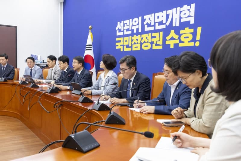 민주당, '장윤기 사건' 여파에도 "보완수사권 폐지 강행"…국힘 "살인자 편" 맹비난