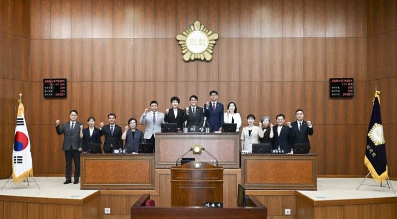 의정부시의회, 제10대 전반기 의장 조세일 의원 선출 "시민 신뢰 부응할 것"