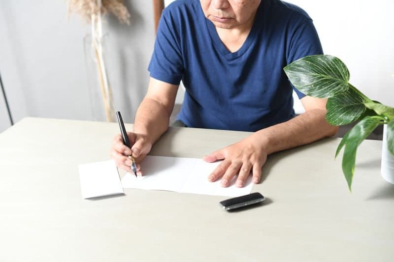 "자식 이름은 없었다"…5년 함께 산 동창에게 15억 전 재산 넘긴 아버지의 유언