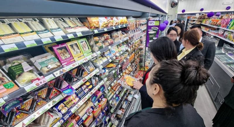 CU, 몽골 600호점 돌파 "현지화 전략 적중"…K-편의점의 글로벌 시대