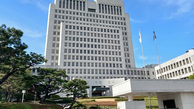 대법, '체포방해' 윤석열 오늘 선고…계엄 후 상고심 첫 판단 생중계 예정