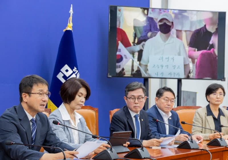 한병도 "장동혁 '재명아 싸우자' 팻말, 저급한 망동…막말 정치 도 넘어"