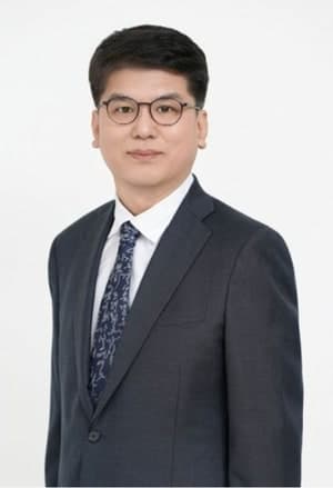 靑 "韓 성장, '올해만 반짝' 일회성 아냐…IMF 전망 틀리게 더 높은 성장 이룰 것"