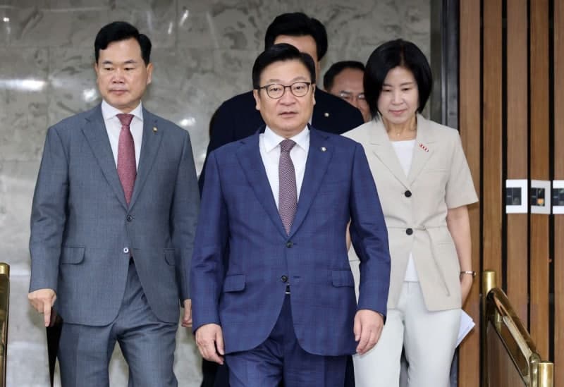 국민의힘, 종합특검 30일 연장안 법사소위 통과에 “李 퇴임 때까지 하라” 반발