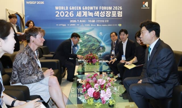 박용선 포항시장, 북극경제이사회 의장과 첫 공식 면담…영일만항 북극항로 거점화 협력 강화