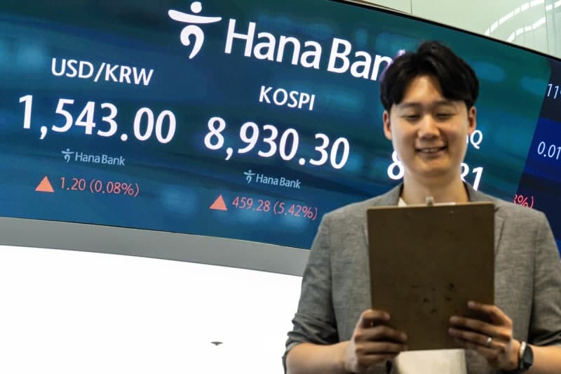 “美 ADR 상장 빛 보나”…삼전·SK하닉, 장 초반 강세
