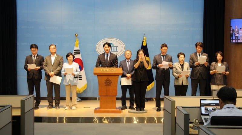 민주당 과방위원 "국힘 국회 복귀해야, AI 경쟁 '발목' 잡히고 미래도 늦어져"