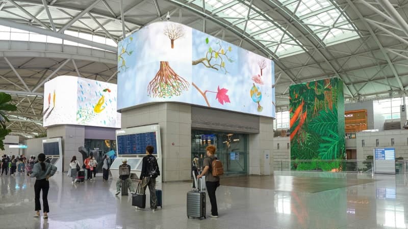 “출국 전 예술 작품 감상 어떠세요”…인천공항, 1·2터미널에서 13점 전시