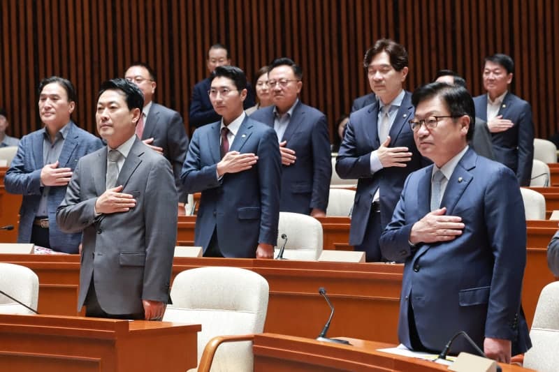 검찰 보완수사권 존폐, 여야 격돌 심화