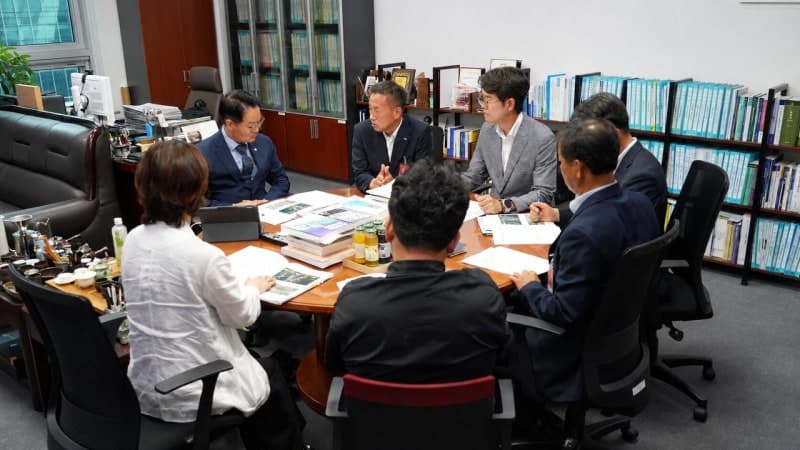 김왕규 양구군수, 국회 찾아 “정부는 합의 이행하라” 철도·도로 현안 해결 건의