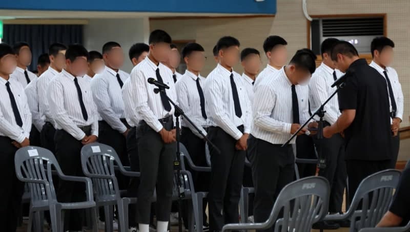 경찰, 배재고 '5·18 조롱 응원' 불송치 전망…"광주일고, 처벌 원치 않아"