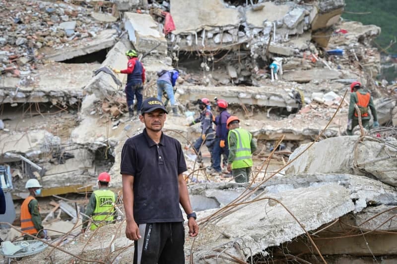 베네수엘라 지진 사망자 4,490명…여진만 1,222회 잇따라