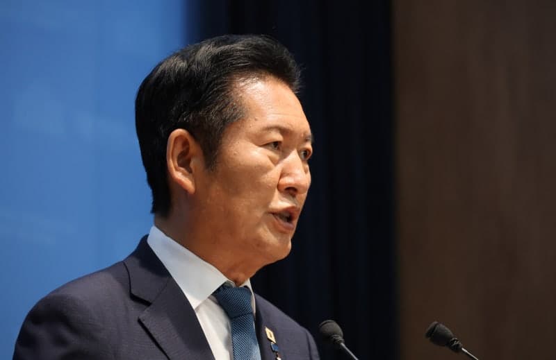 정청래, 당대표 연임 도전 선언 "이재명 대통령 끝까지 지키겠다"