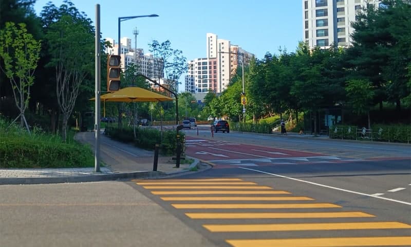 폭염 속 영종도 대규모 정전, 2천여 가구 피해 및 복구 진행