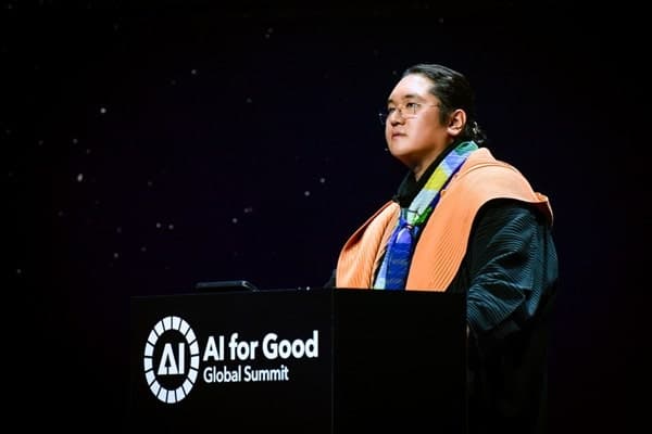 갤럭시코퍼레이션, UN AI 정상 무대서 'Soul AI' 시대 비전 공개… K-팝 로봇 공연 선봬