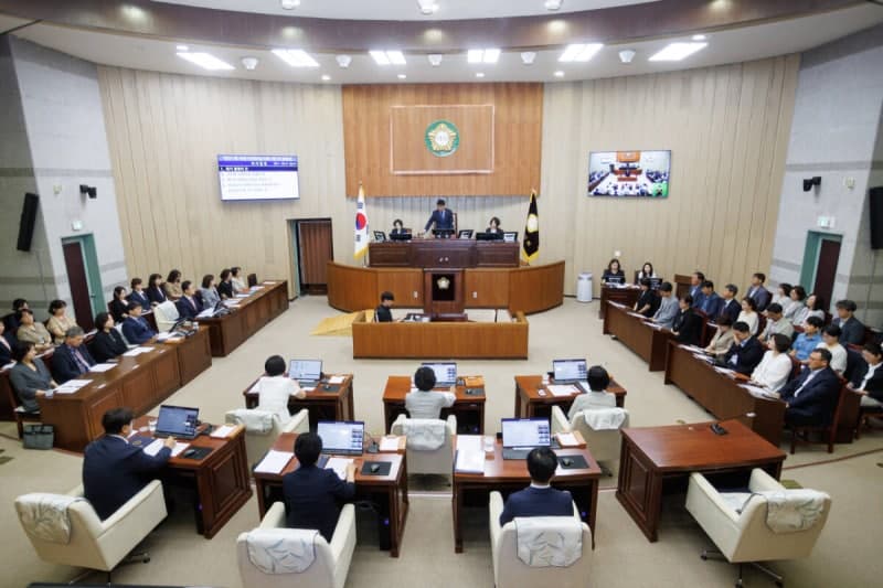 세종시의회, 첫 예산 심사 돌입 "행정수도 완성 골든타임" 강조