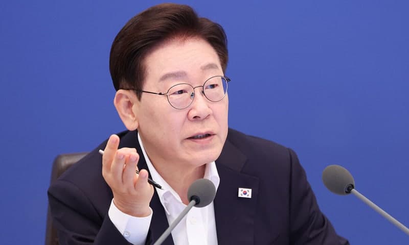 이 대통령 "국정 핵심 축은 부처·청…책임의식 가지고 장관부터 직원까지 소통해야"
