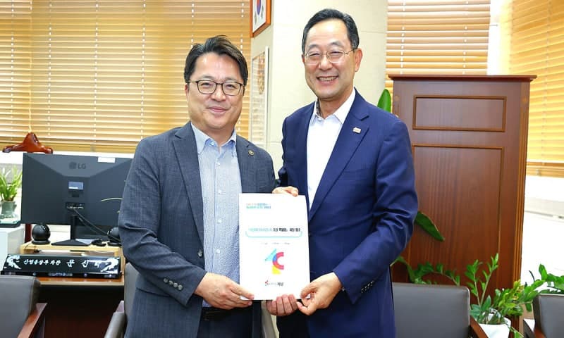 해남군, 민선 9기 첫걸음 'RE100 국가산단 1호' 유치 총력전… "에너지자립도시 특별법" 촉구