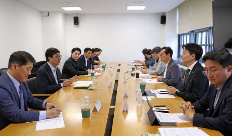 최휘영 장관 "한식은 韓문화 매개체"…K푸드 세계화 방안 모색