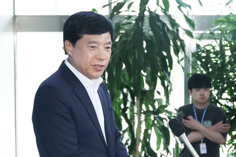 민주당, 당대표 선거 '선호투표제' 도입…'친청' 이성윤 최고위원 사퇴 "용납 못해"