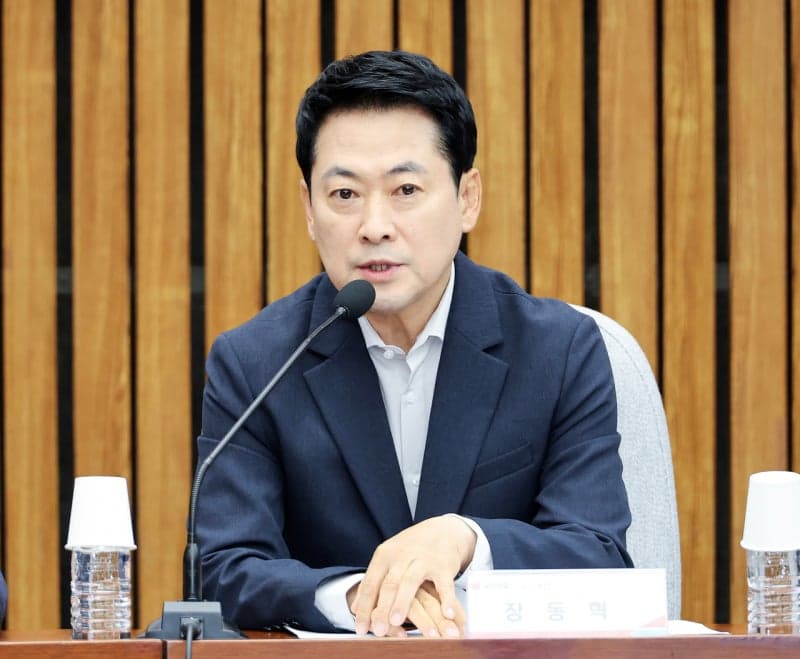 장동혁 "李 유리하면 최대 볼륨, 불리하면 음소거…AS도 안 돼"