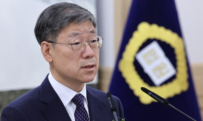 노경필 신임 법원행정처장 "국민 목소리 귀 기울이고 외부 압력으로부터 소신껏 일하도록 지원"