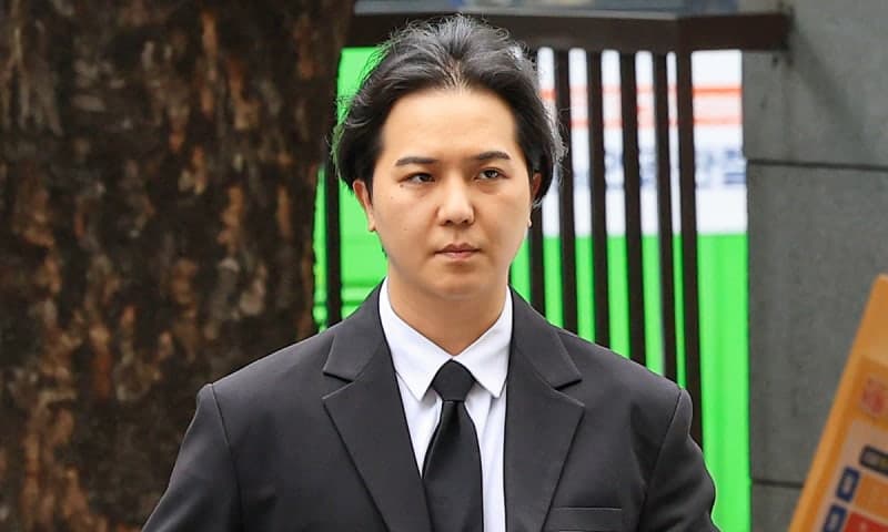 송민호 "부실 복무, 전적으로 내 책임…관리 담당자와 공모 안 해"