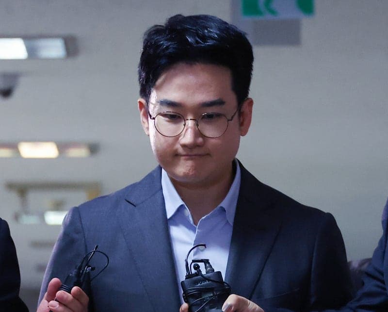 경찰, 정이한 '피습 자작극' 대가성·배후 수사…이번 주 검찰 송치