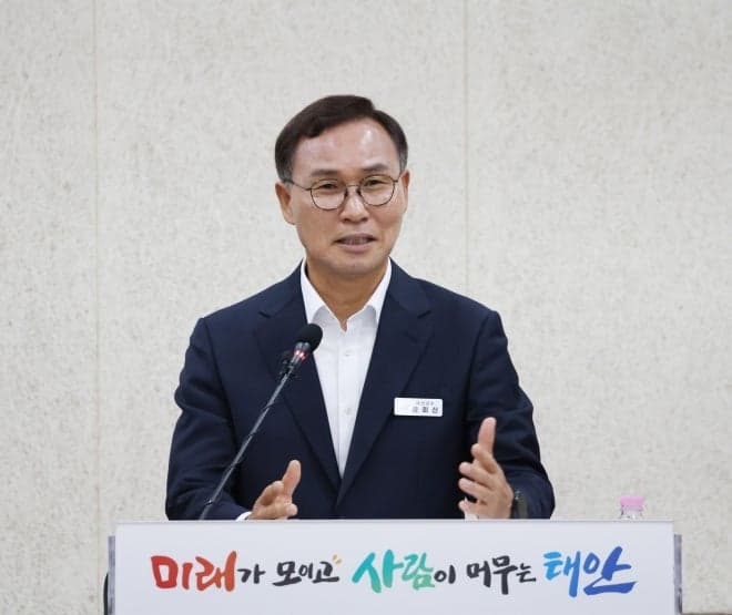 윤희신 태안군수 "발전공기업 통합 본사, 태안으로 와야" "더 이상의 희생은 없다" 총력전 선언
