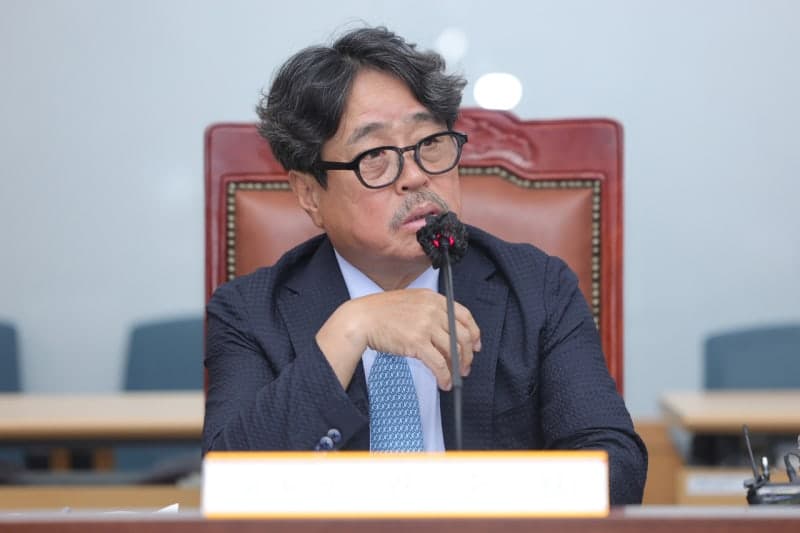 최저임금위 공익위원 "플랫폼·도급제 고려 제도개선 추진 권고"…40년 체계 개편 시동