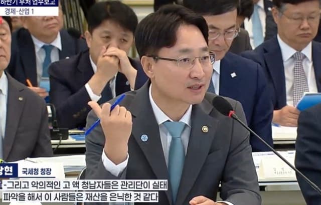 李 대통령 "체납 관리는 국가 신뢰 문제"…국세청 "과태료 납부 폭주, 하루 38억 걷혀"
