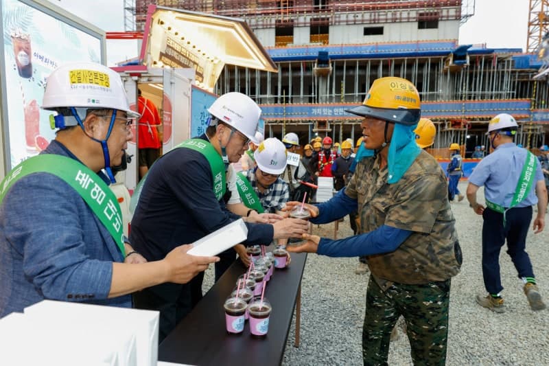 무더위 '비상'…SH, 폭염 대비 건설 현장 안전 점검 실시