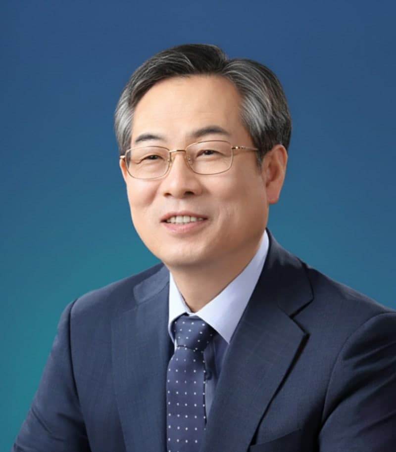 기술보증기금 신임 이사장에 권형택 전 HUG 대표 임명, 벤처 4대 강국 도약 견인