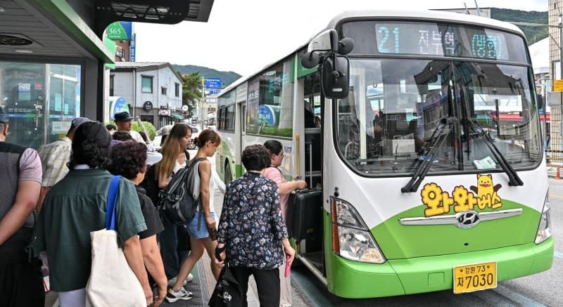 정선 와와버스 연간 이용객 100만명 눈앞…무료 완전공영제 교통복지 '성과'