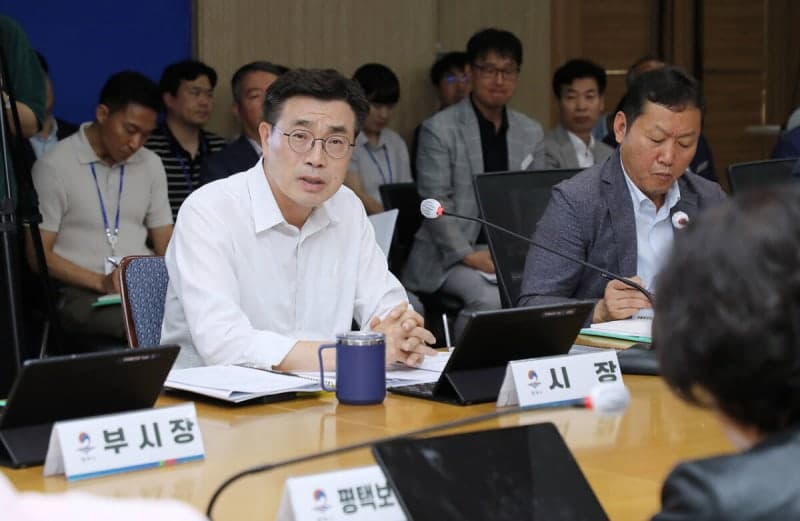 평택시, 간부회의 인터넷 생중계…"결과 아닌 과정까지 공개" '열린 행정' 본궤도