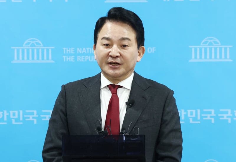 특검, '양평고속道 노선 변경 의혹' 원희룡 전 장관 휴대전화 압수수색…소환일자 조율