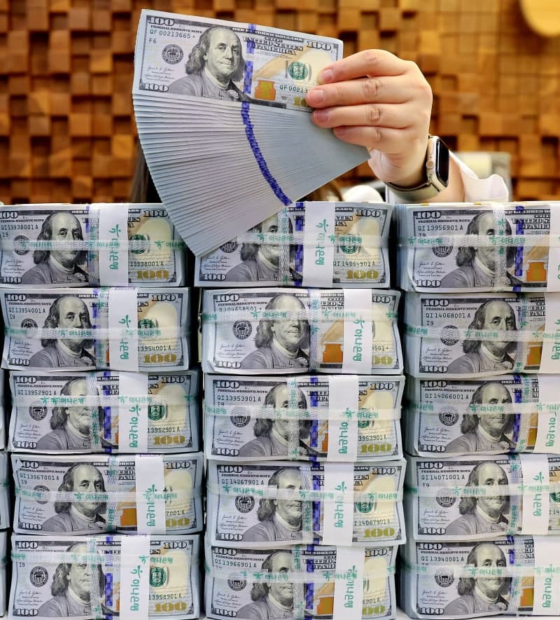한은 기준금리 2.75% 인상에도 시장은 '추가 인상 우려' 완화…환율 1480원대