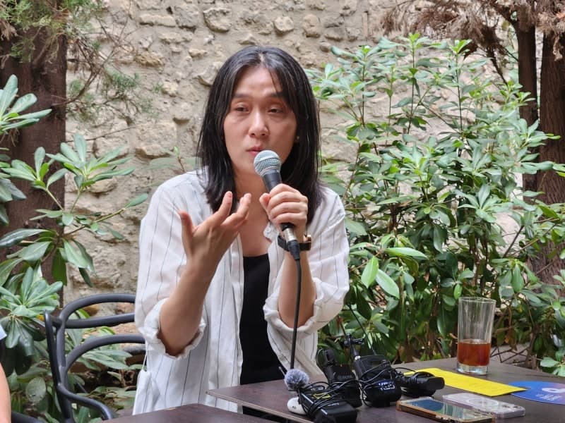 한강 작가 "혐오는 극복해야 할 숙제…문제 인식은 희망적"
