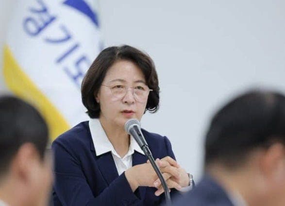 추미애 경기도지사, 삼성·SK에 "TSMC처럼 공정수 재사용 6회로 확대" 행정지도
