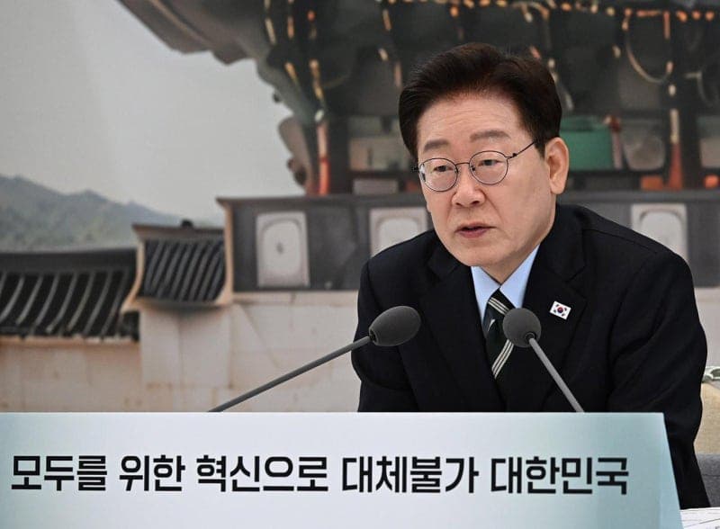 이재명 대통령 "허위·가짜 정보 대응, 규제기관 역할이 핵심"