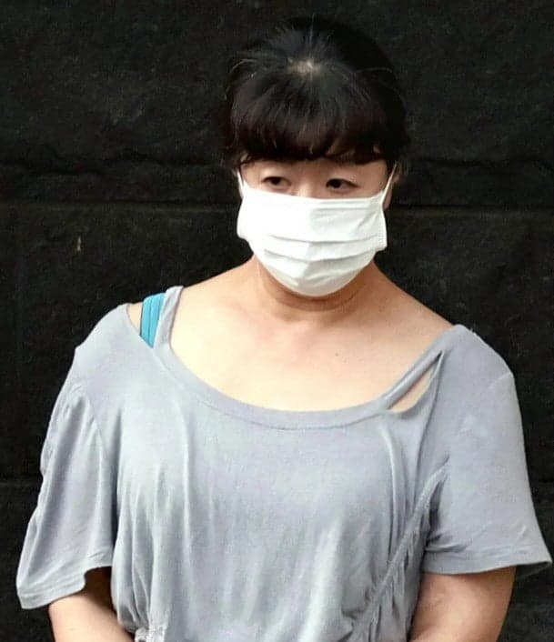 입원 환자 링거에 대변 넣어 살해한 전직 간호사 체포