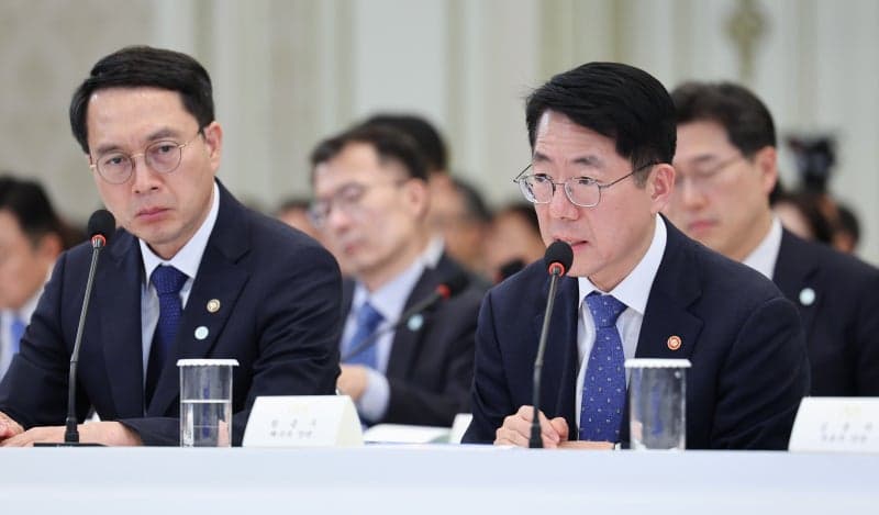 해수부, 8월 북극항로 시범운항 시작…1000억 펀드로 해양수도 육성